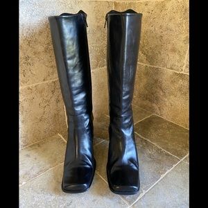 Kenneth Cole New York woman’s genuine leather tall boots with block heel